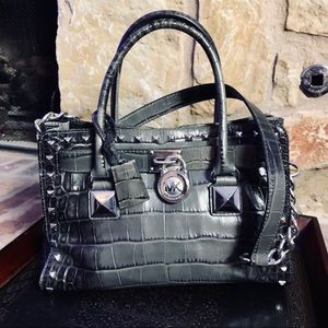 SOLD - Michael Kors Medium Hamilton Tote